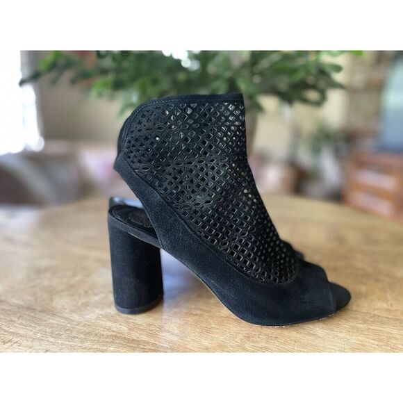 Vince Camuto Black Suede  Cutout Peep Toe Booties 9.5M Chunky Heel Sandals - Picture 3 of 8